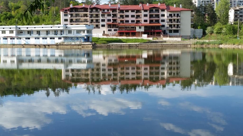 Tryavna Lake Hotel & Spa Extérieur photo